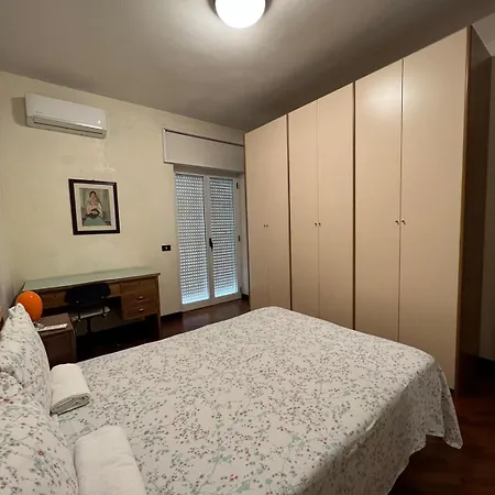 Casa vacanze Garibaldi Plaza