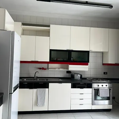 Garibaldi Plaza Bari