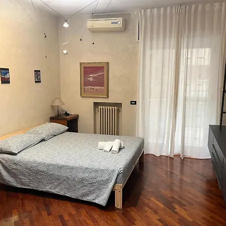 Garibaldi Plaza Prázdninový dům *