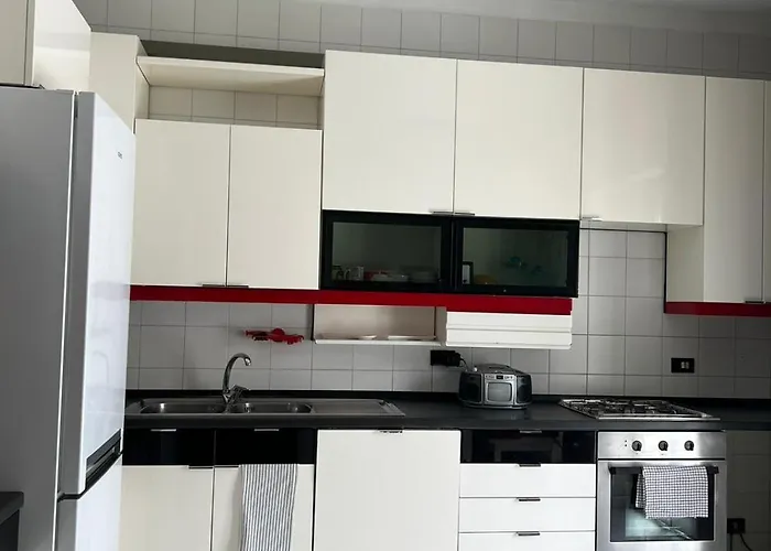 Garibaldi Plaza Μπάρι